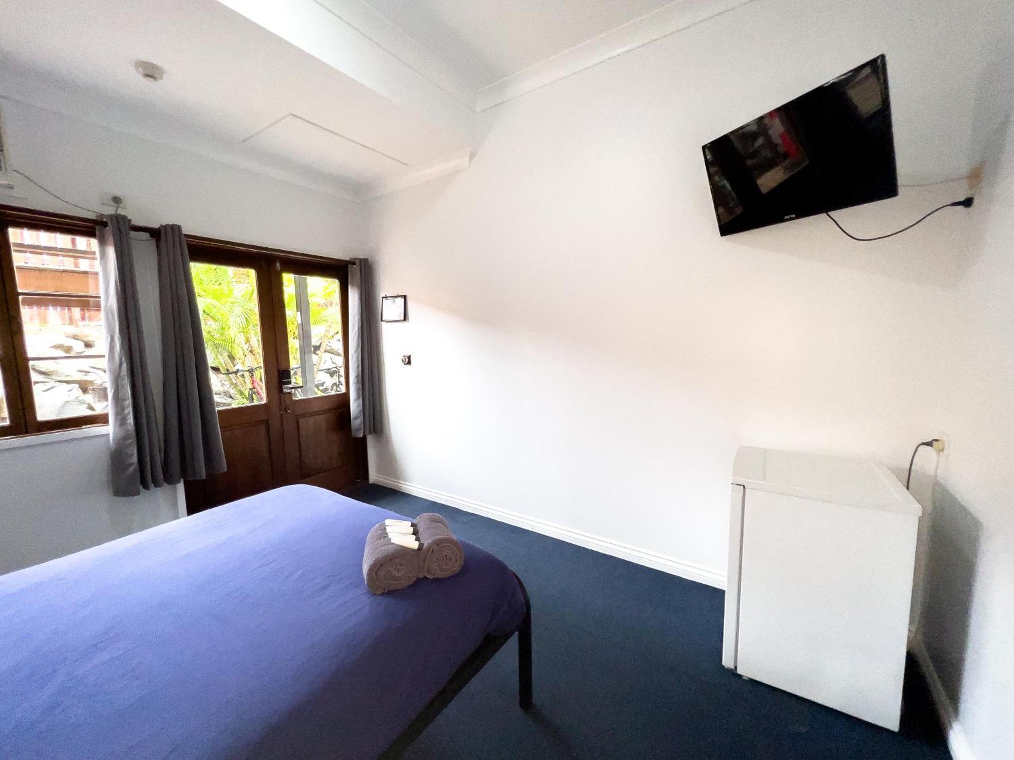 Somewhere To Stay Backpackers Brisbane Exterior photo