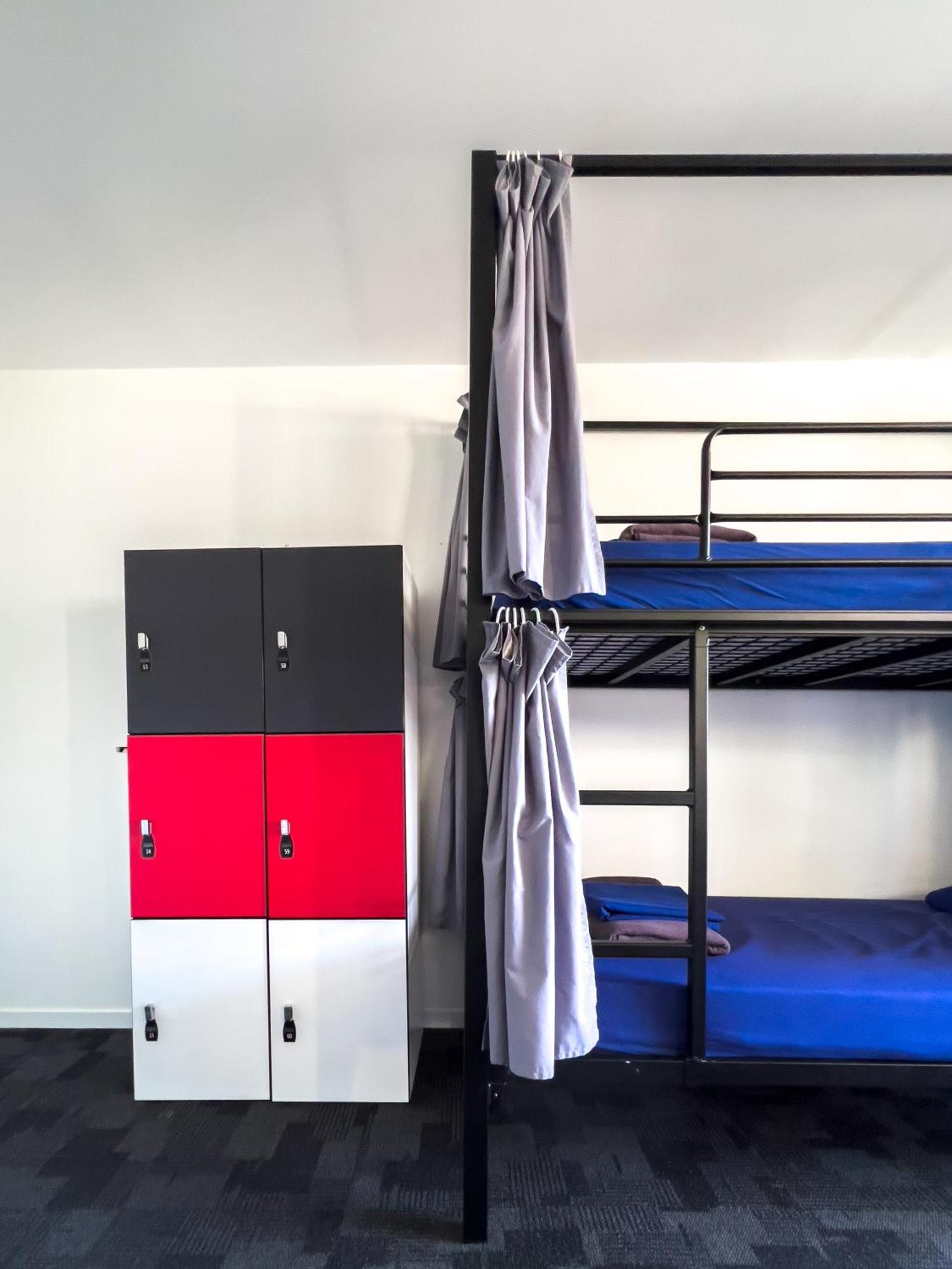Somewhere To Stay Backpackers Brisbane Exterior photo